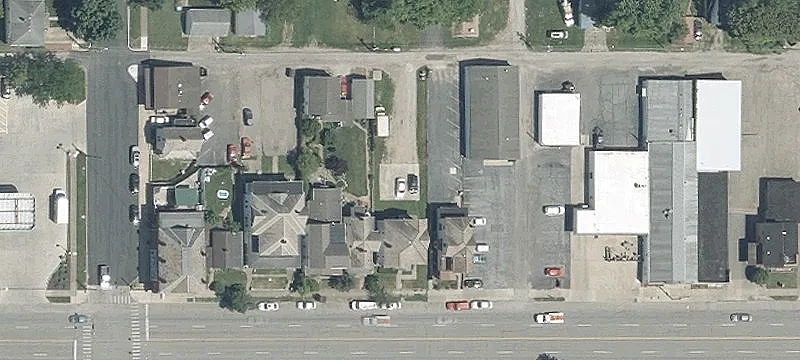 621 Main St