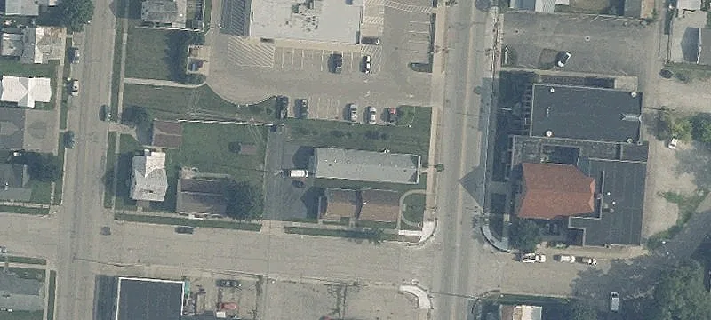 225 Main St