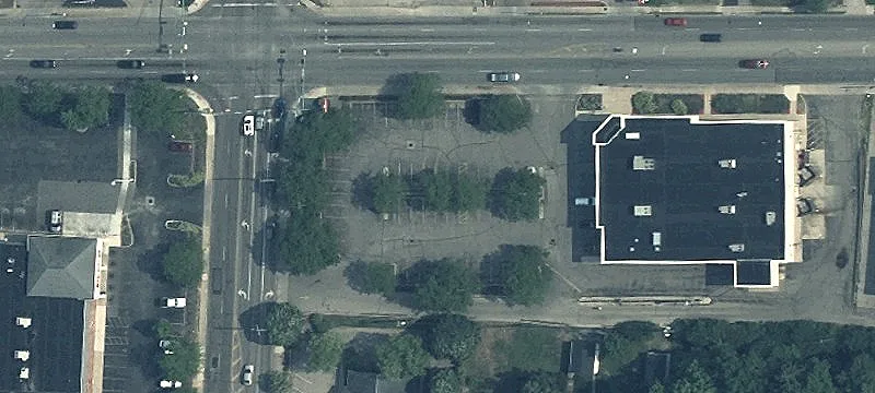 2609 Main St