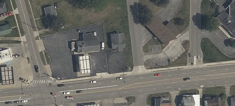 105 Airport Hwy