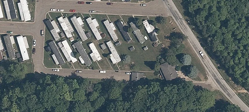 1601 Pekin SE Dr