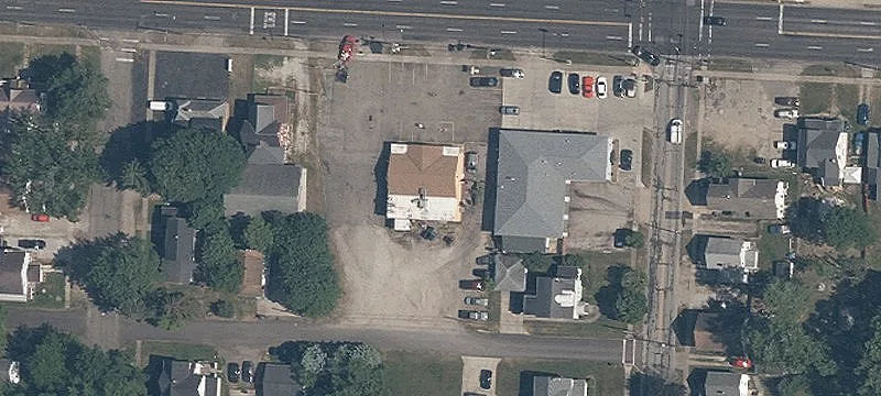 809 Main St