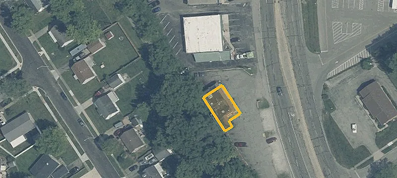 241 Woodman Dr