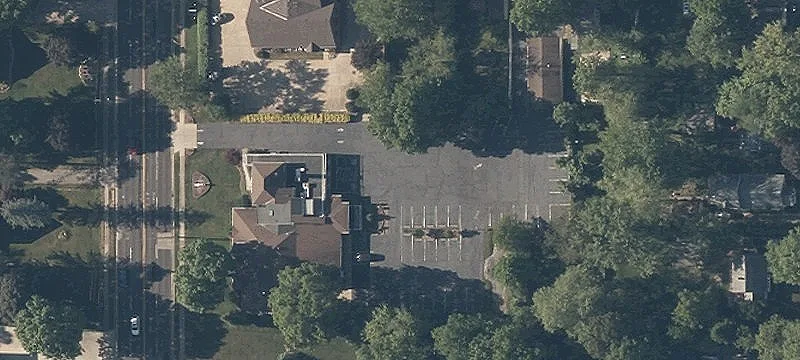 3633 Darrow Rd