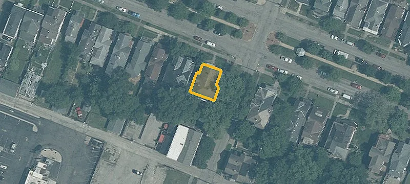 841 Campbell Ave