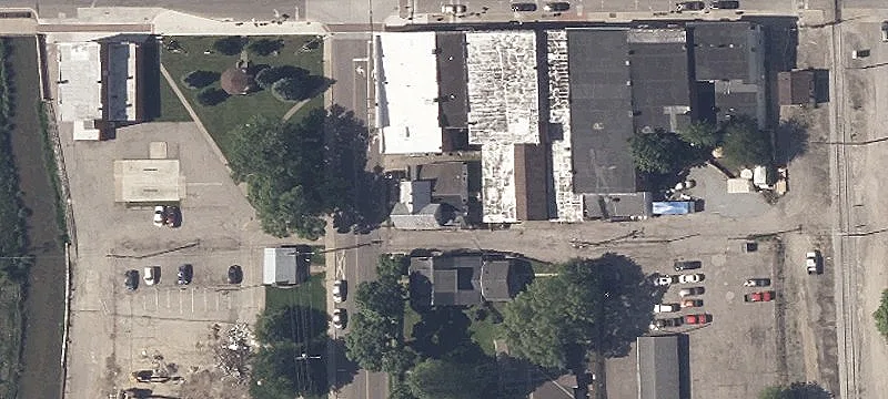 12 High School Ave
