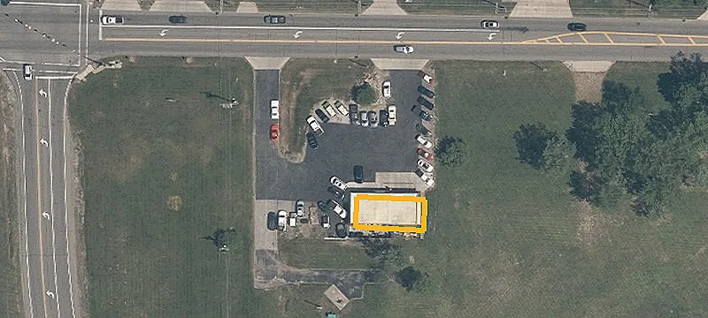 7843 Mayfield Rd