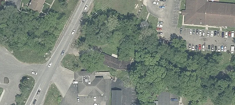 1404 Waggoner Rd