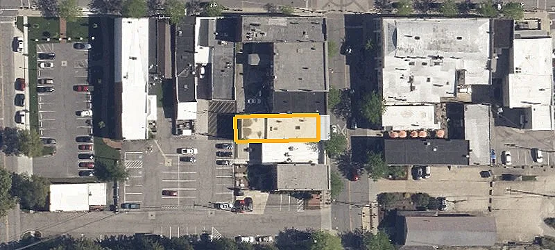 672 Main St