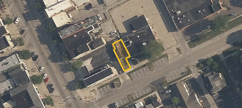 111 2nd St