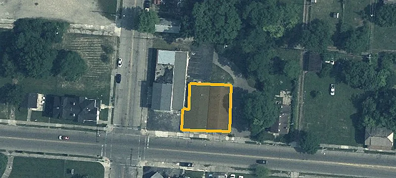 144 Pleasant St