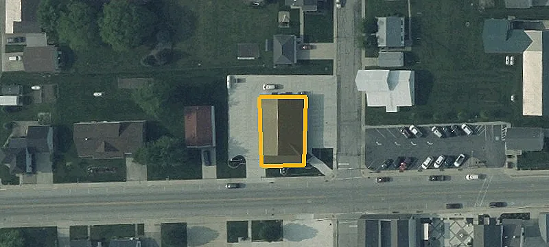 124 Main St