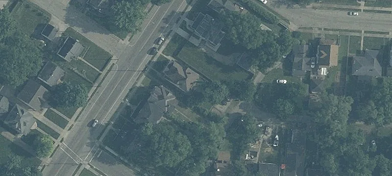 1007 Main St