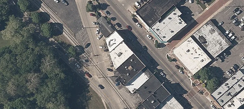 660 Broadway Ave