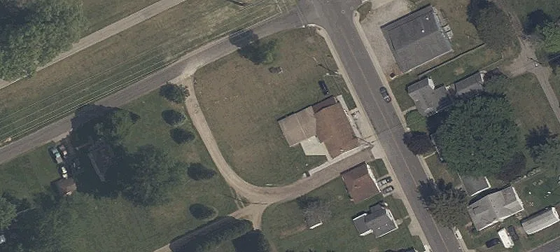 8140 Main St