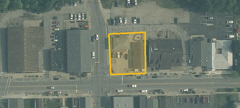 100 Main St
