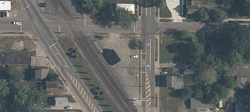 840 Un Ave