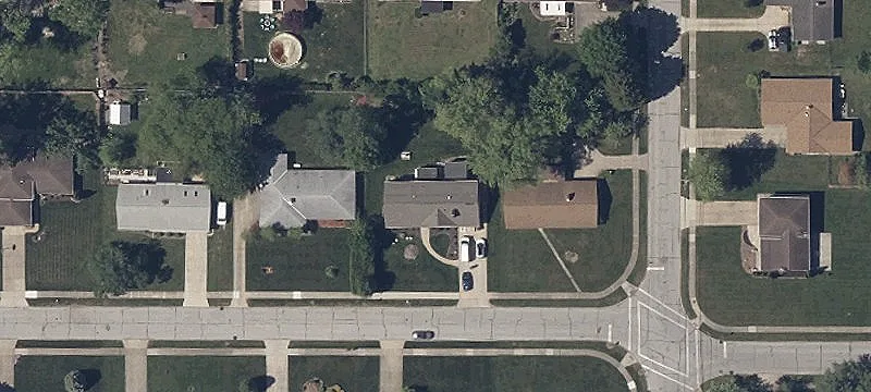 25666 Chaucer Dr