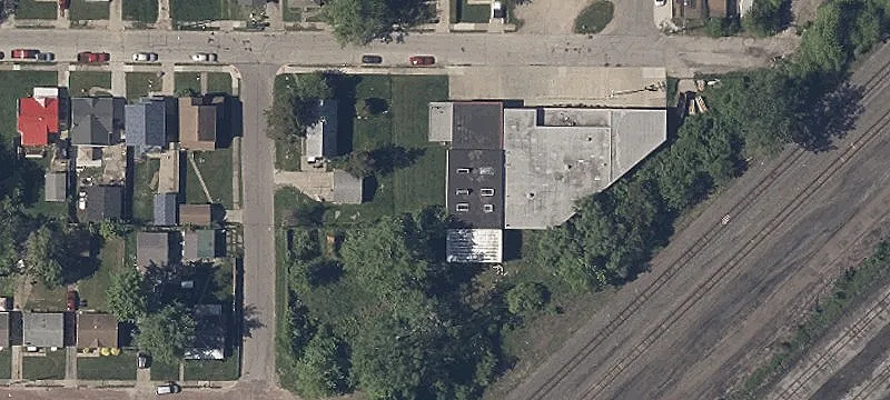 12413 Grimsby Ave