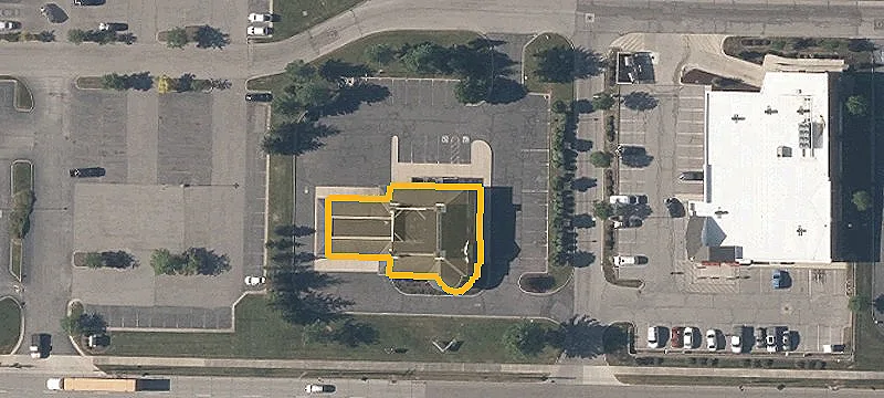 1011 Aurora Rd