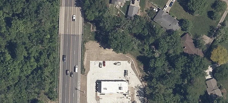 5109 Leavitt Rd