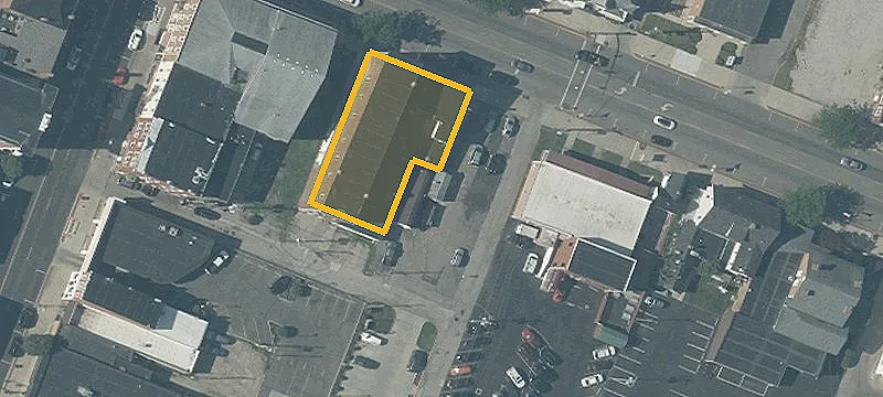 123 Main St