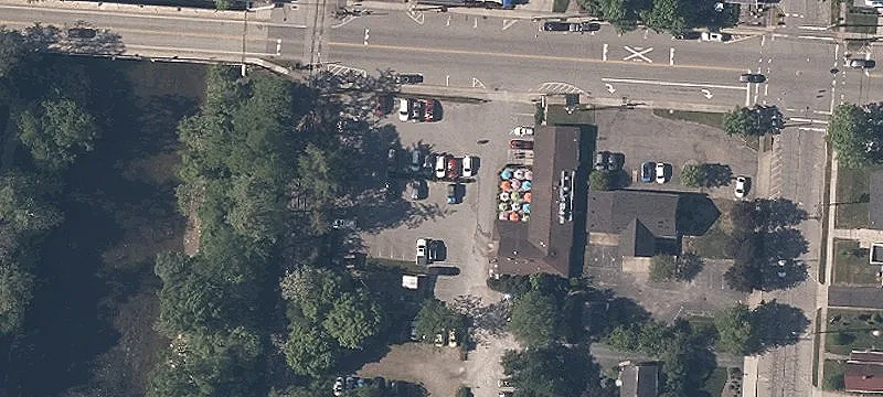 1600 Main St