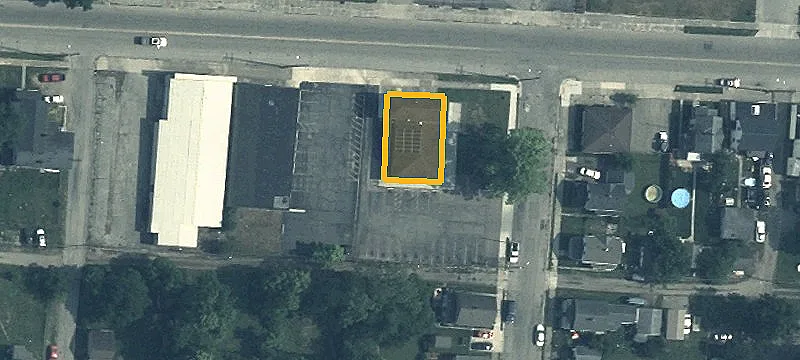 1711 Main St
