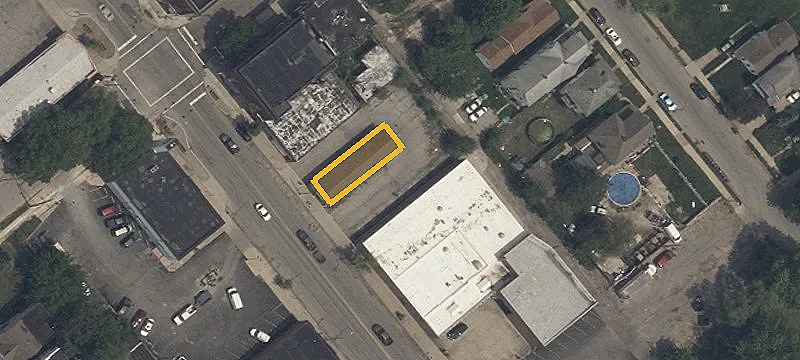 615 Main St
