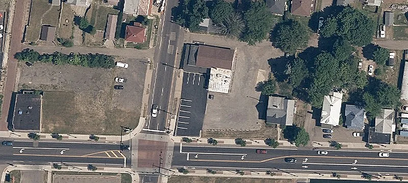 1212 Walnut NE Ave