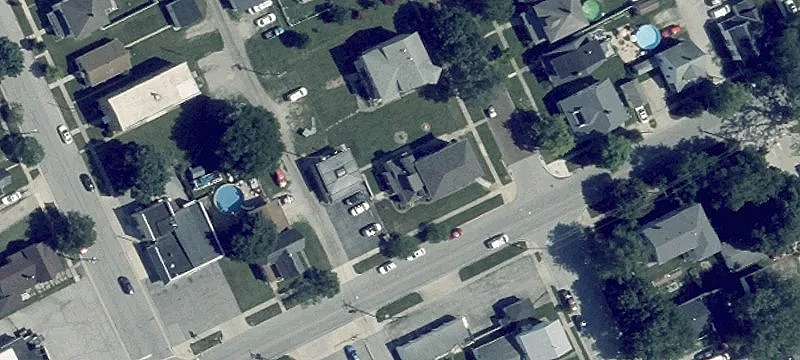 201 Walnut St