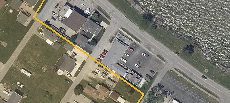 1101 Bayview Dr
