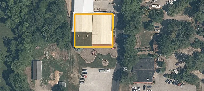 7898 Mayfield Rd