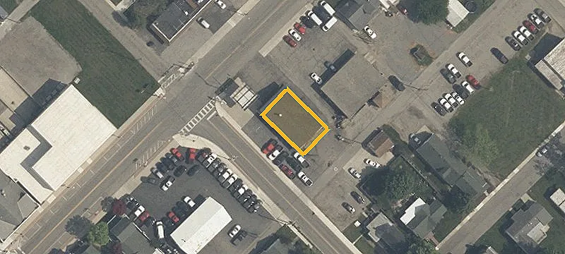 302 Main St