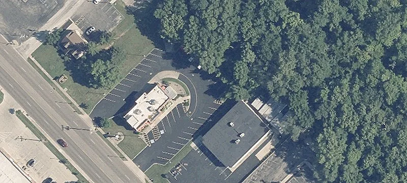 590 Main St