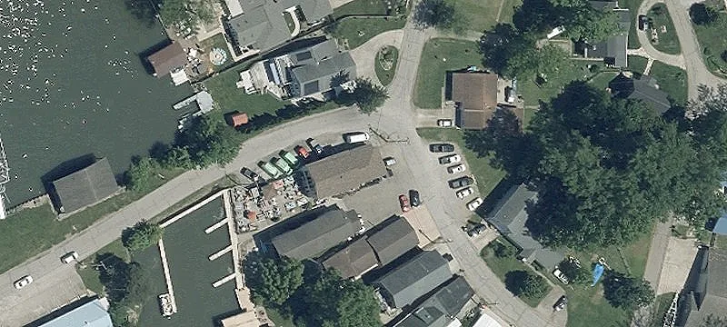 2977 Greenlawn NE Ave