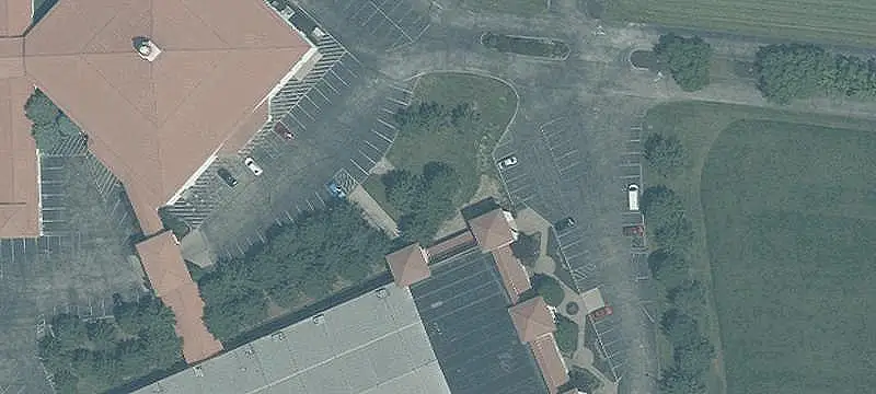 903 Un Rd