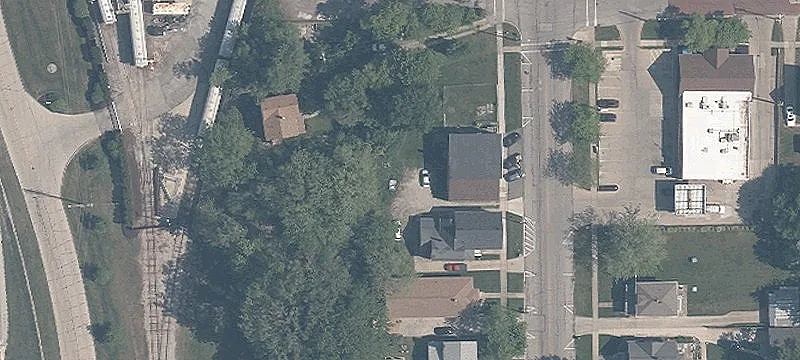 411 High St