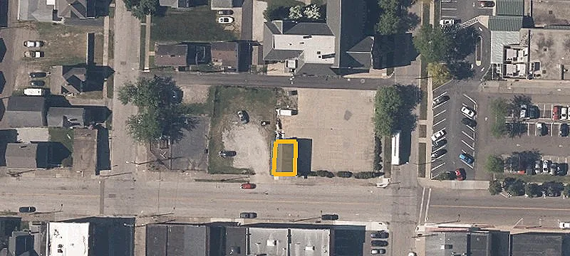637 Tuscarawas Ave