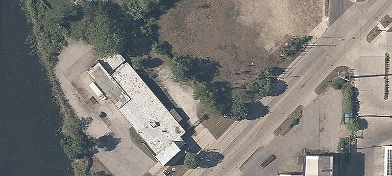 485 Kenmore Blvd