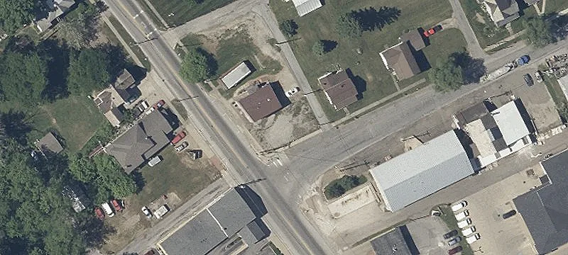 12 Main St