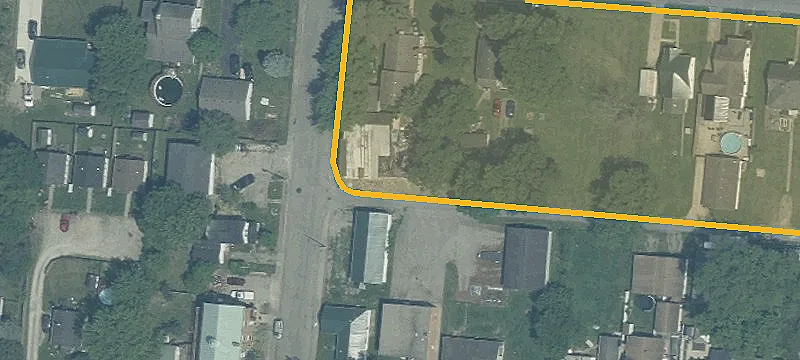 30 Section St