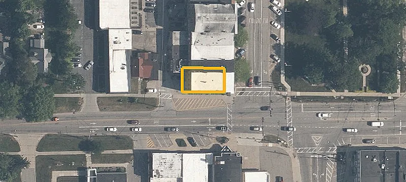101 Main St