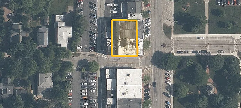 201 Main St