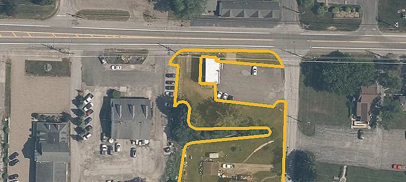 8595 Mayfield Rd