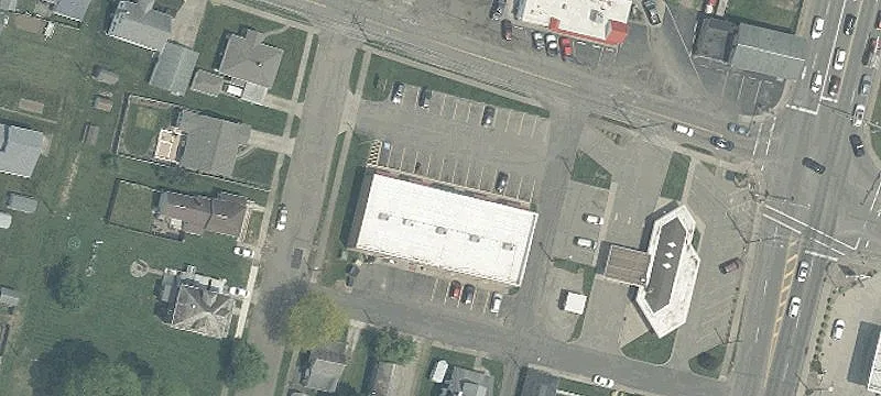 122 Commercial SW Ave