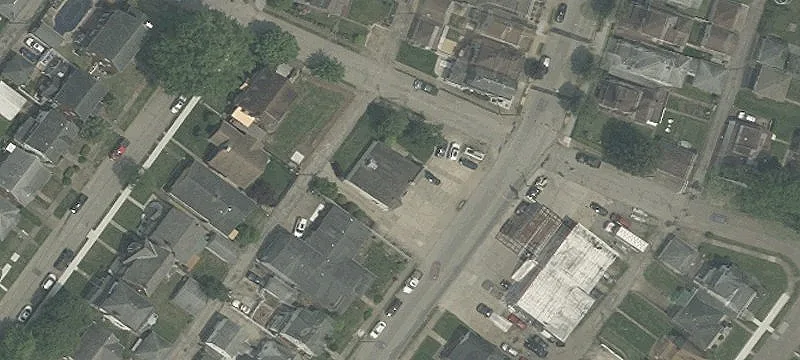 1103 Zane Hwy