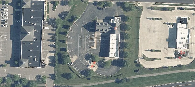 8888 Moreland St