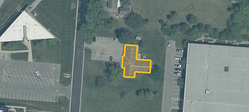 50 Greenwood Ln