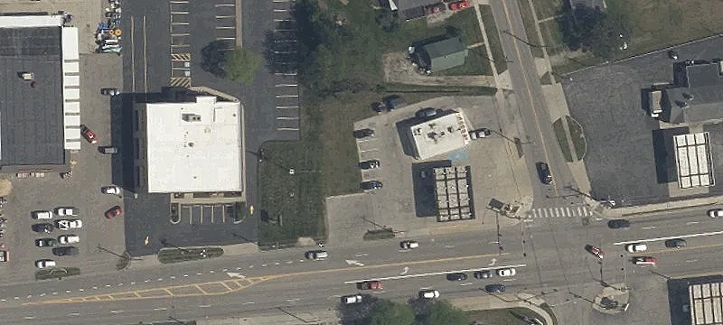 106 Airport Hwy